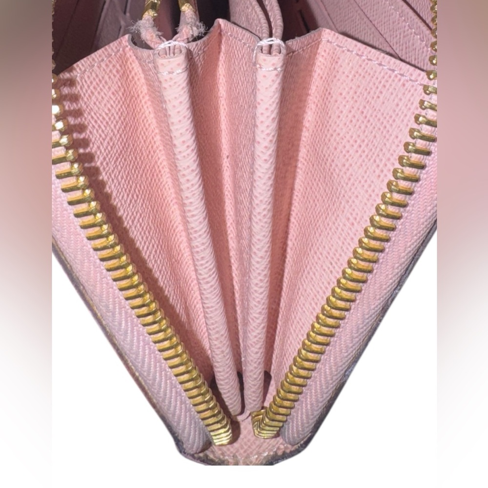 Louis Vuitton Pink Epi Blooming Flowers Zippy Wallet - Picture 14 of 16